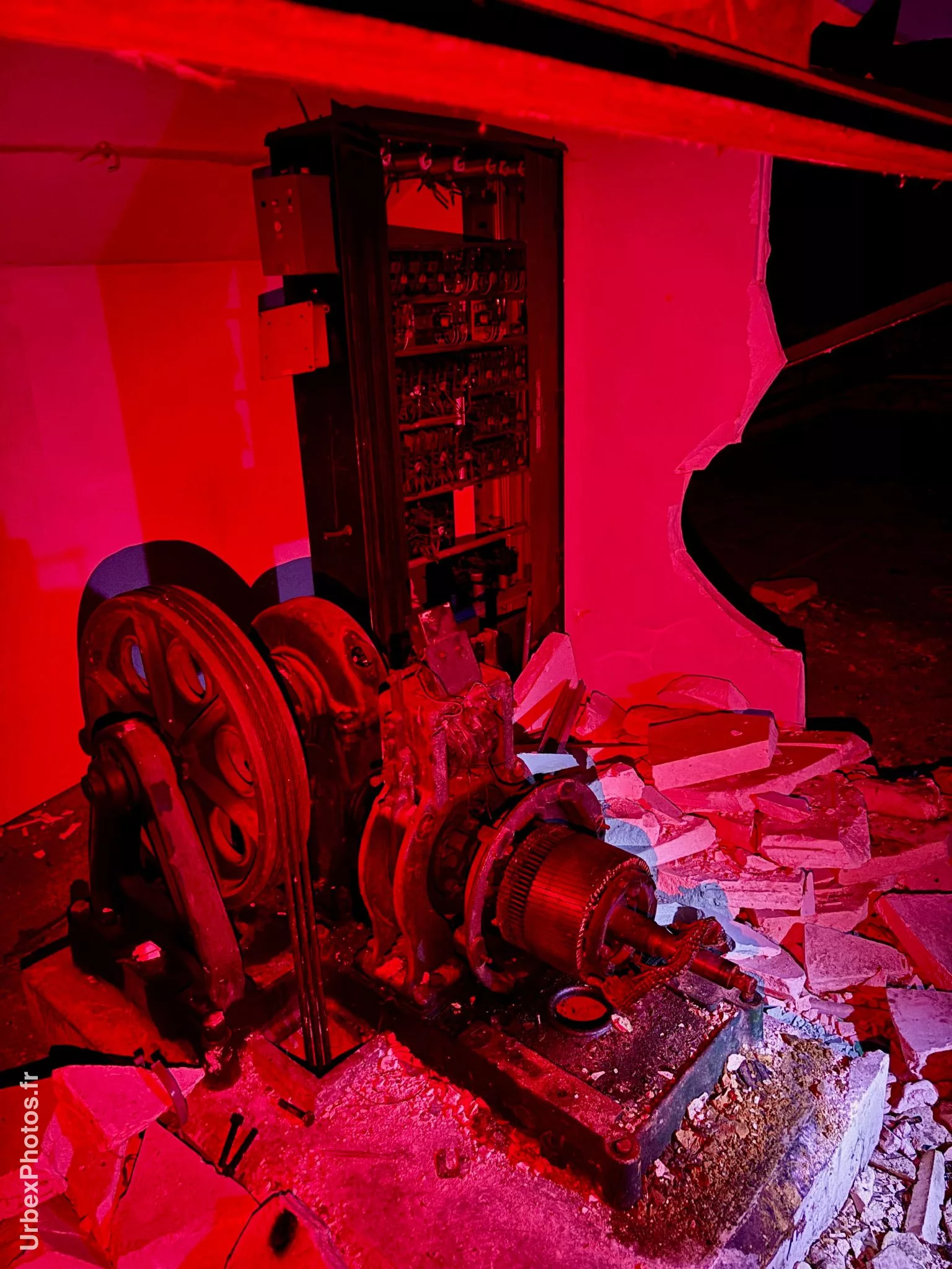 Moteur d'ascenseur dans le Sanatorium Simone Weber