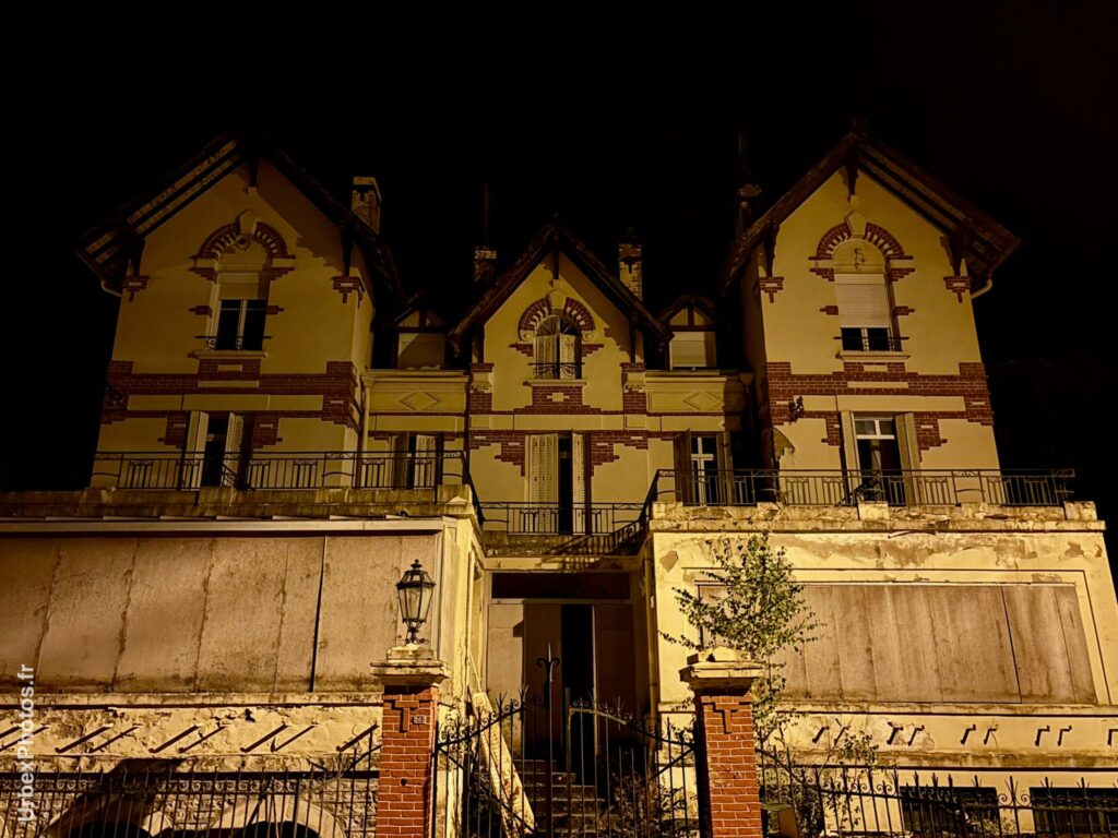 Photo urbex de la façade de l'Hôtel Bonin en Lorraine