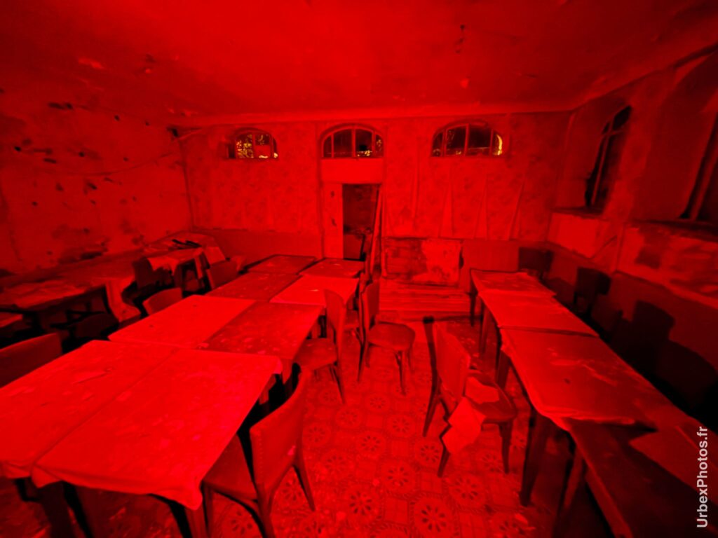Salle commune de l'Hôtel Bonin