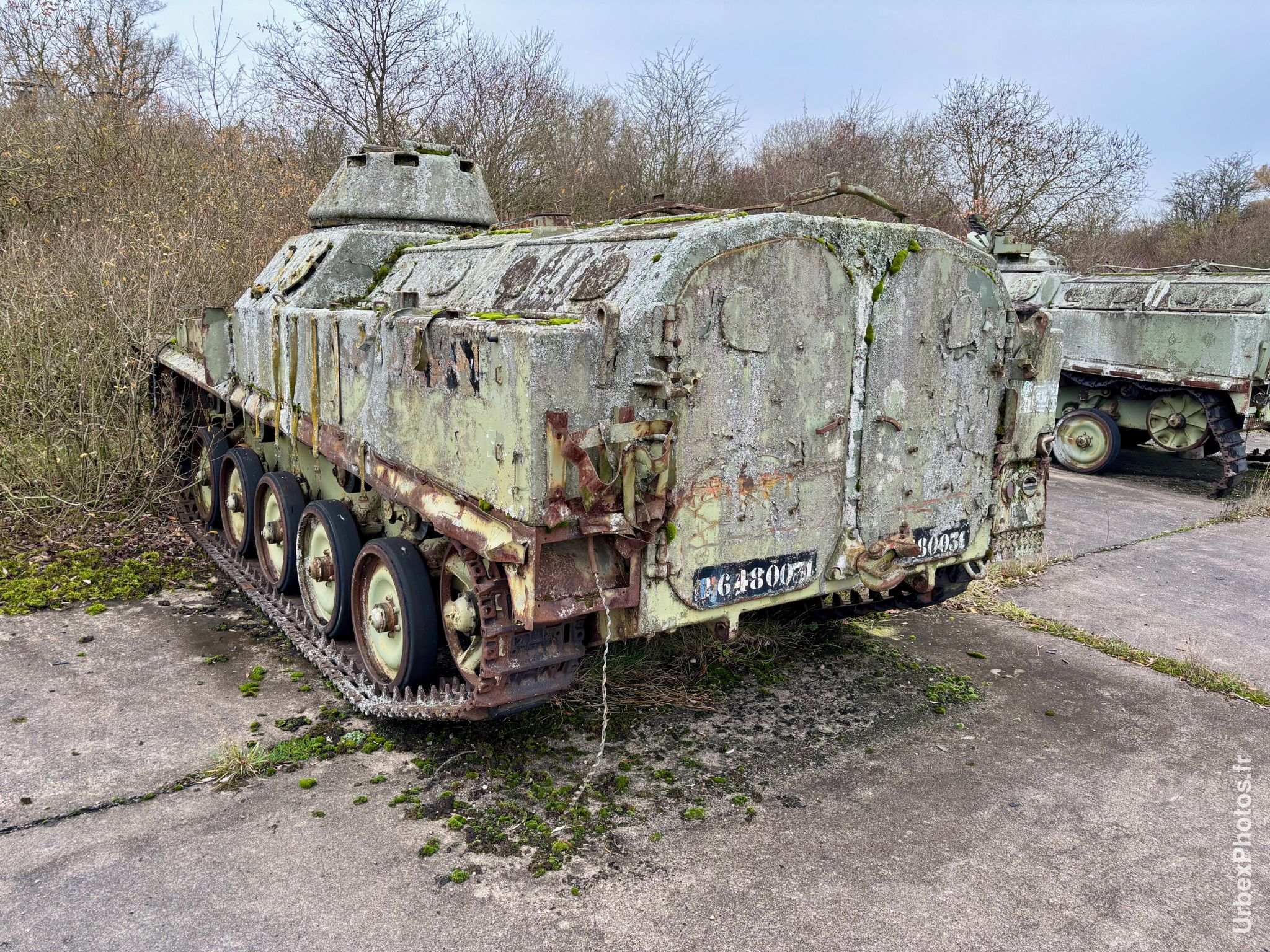 Blindé dans une ancienne base de l'OTAN