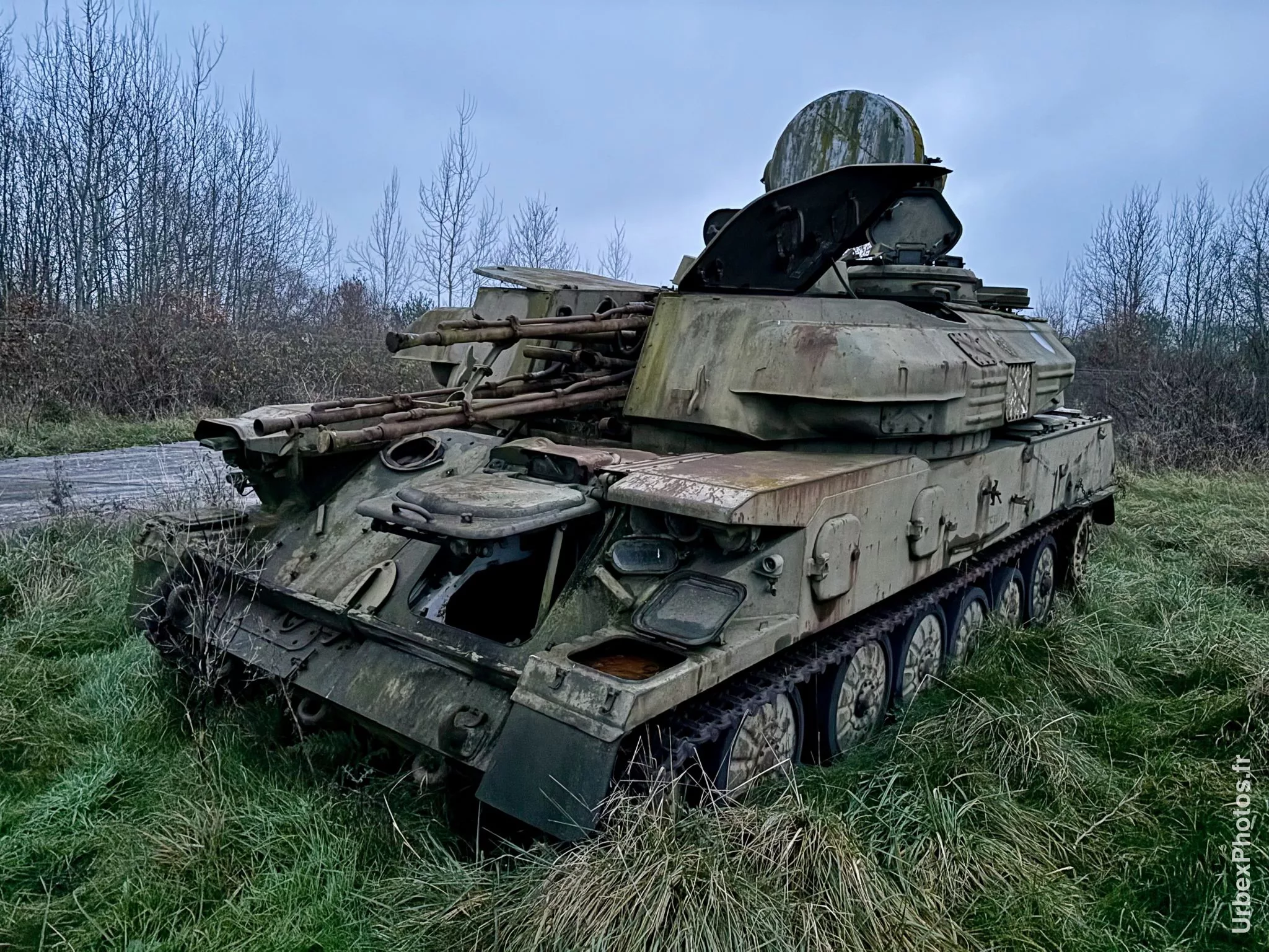 Blindé dans une ancienne base de l'OTAN