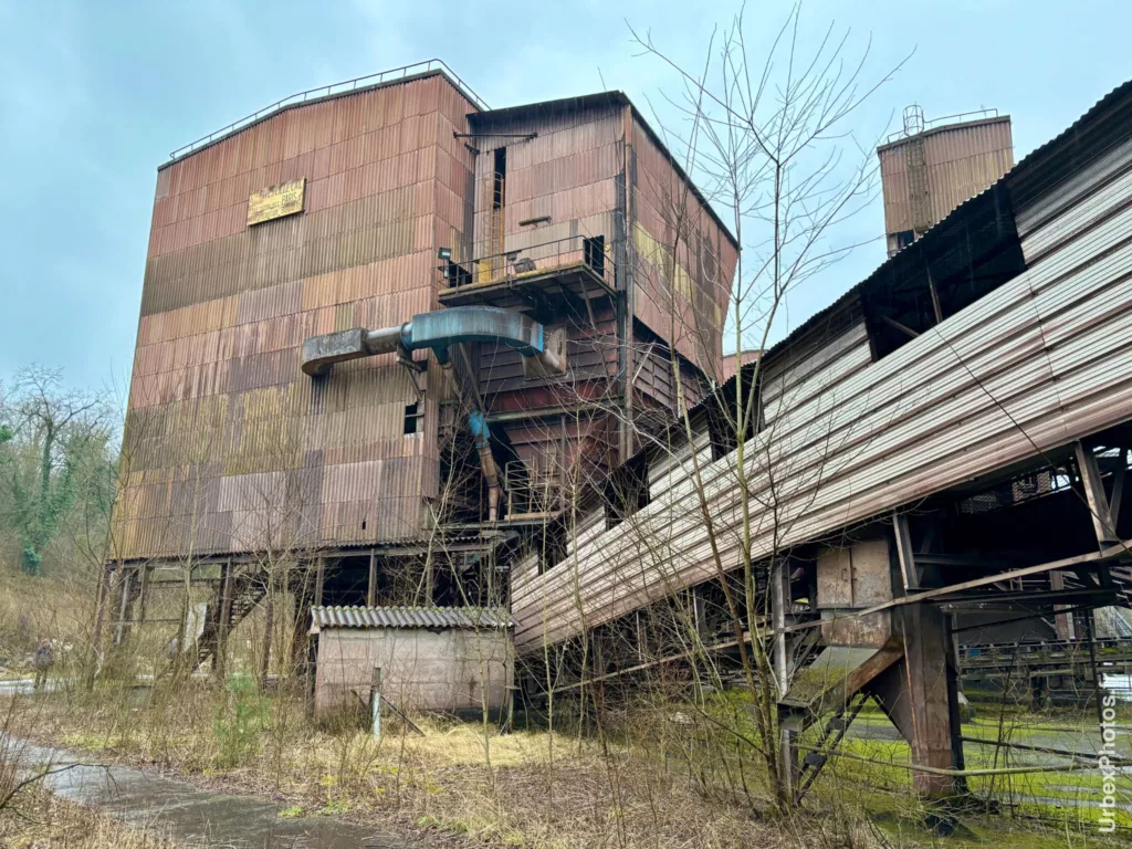 Un bâtiment de l'Usine Transformers