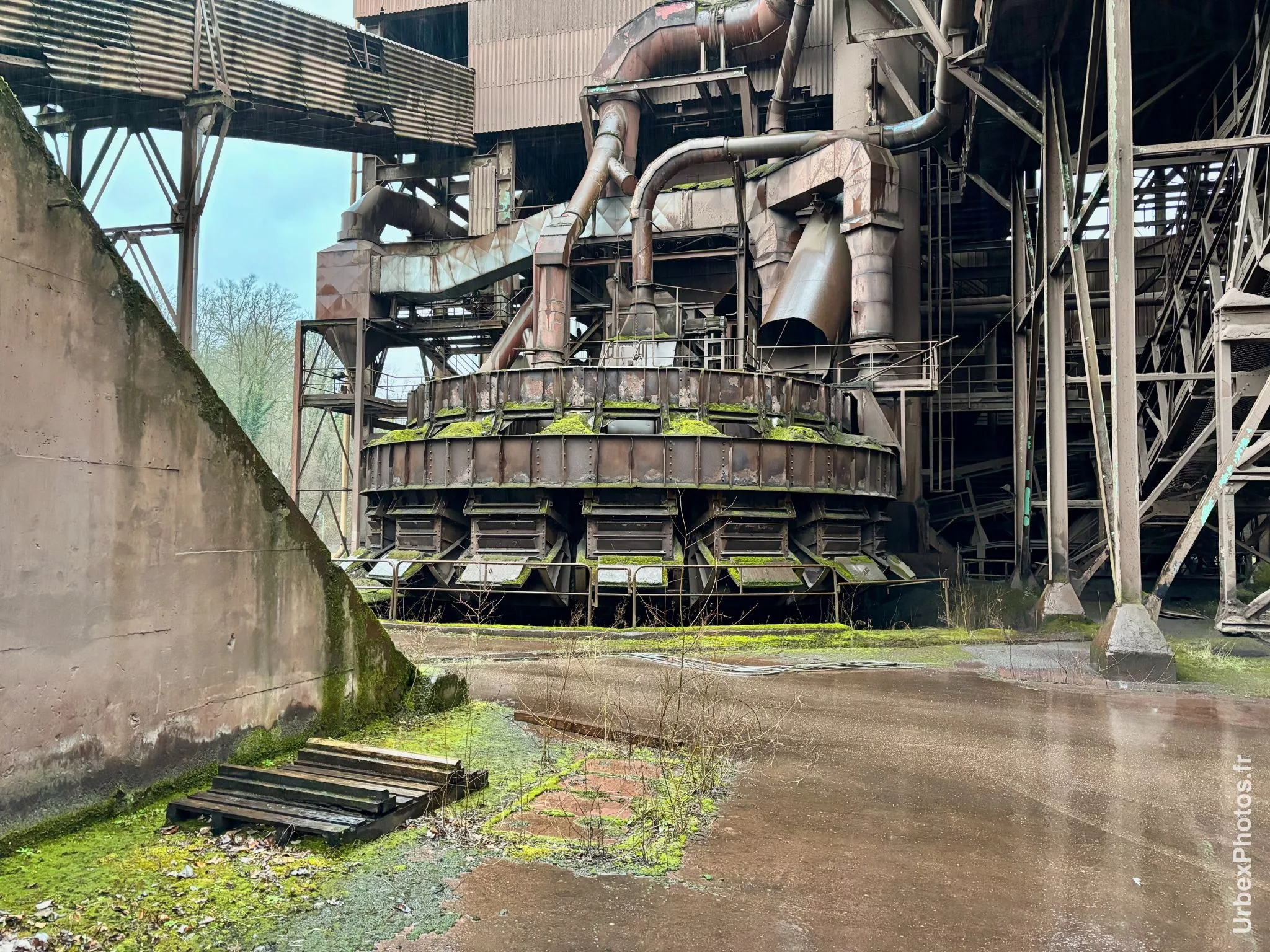 Photo urbex d'une machine de l'Usine Transformers en Lorraine