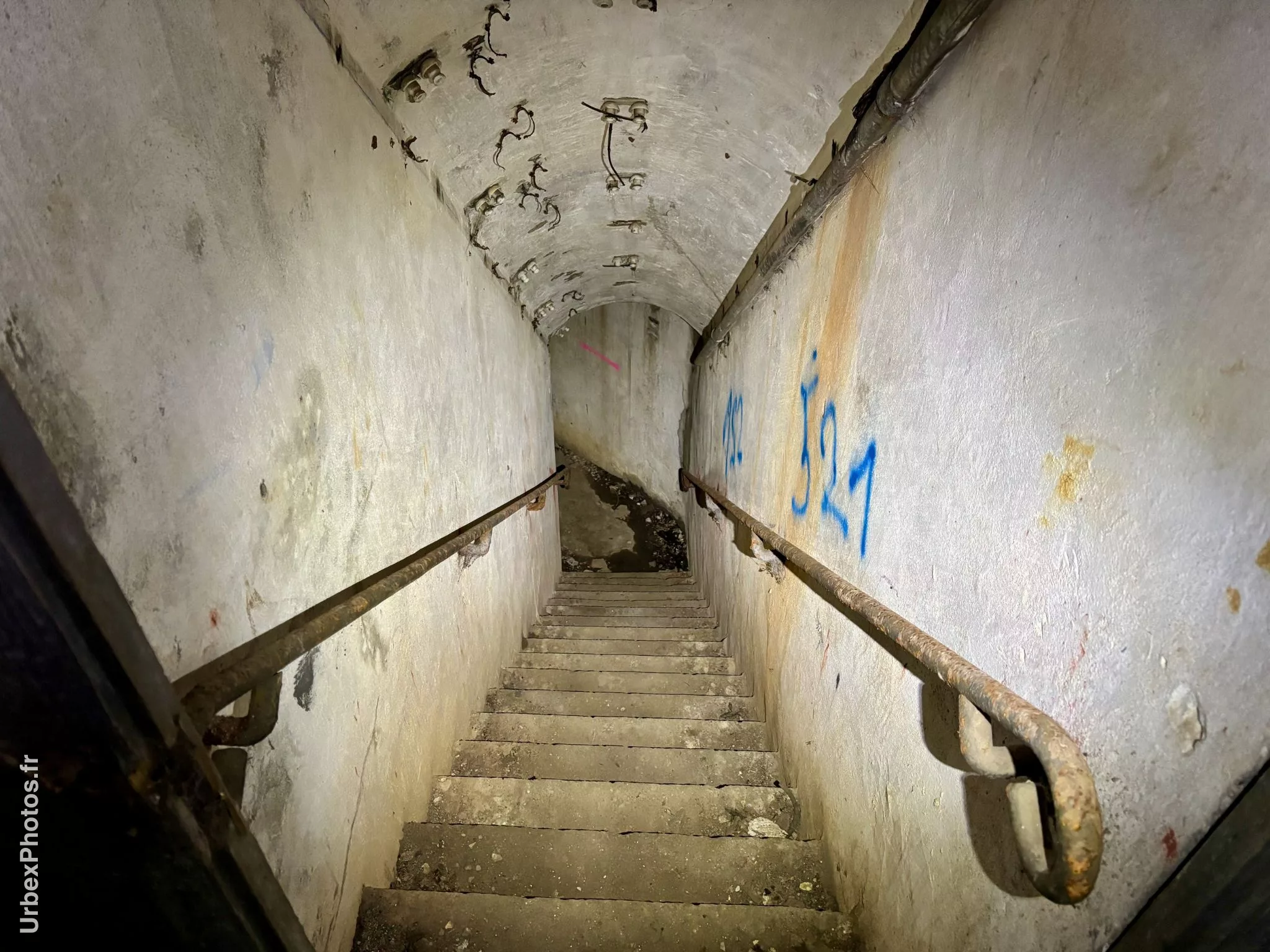 Entrée d'un souterrain du Fort Schneider