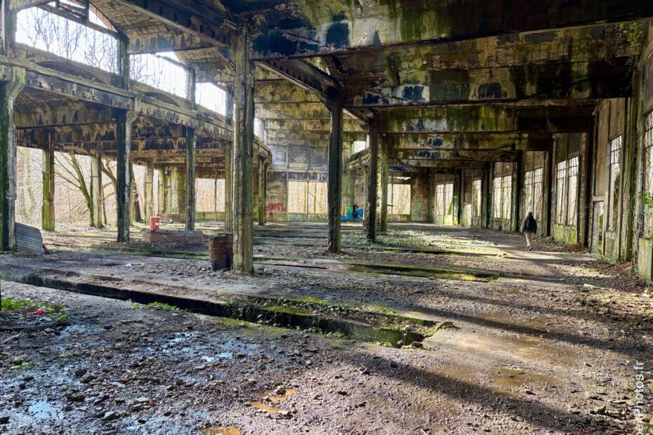 Photo urbex de la rotonde du Dépôt Commando en Lorraine
