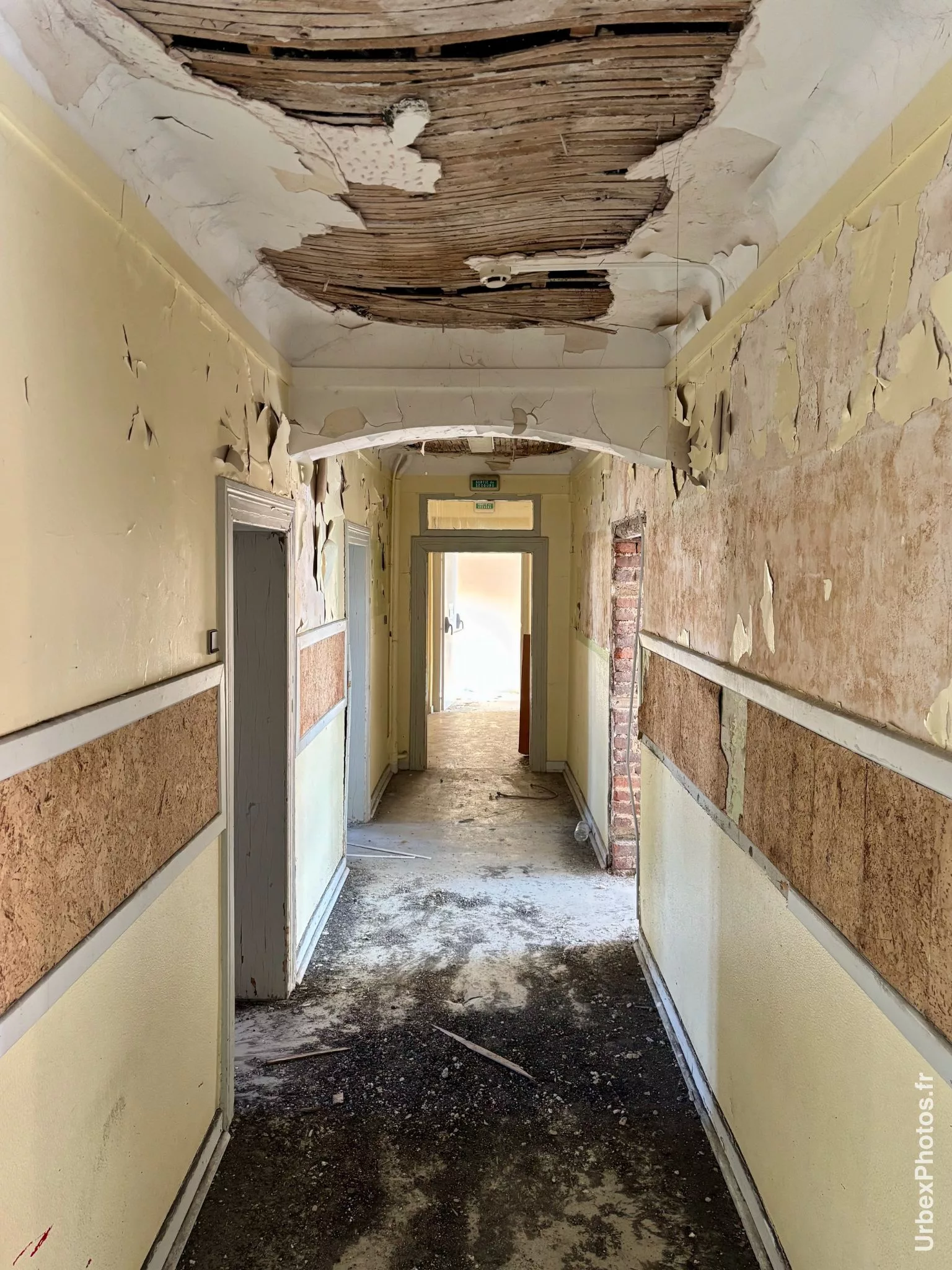 Couloir de l'Ecole des clowns