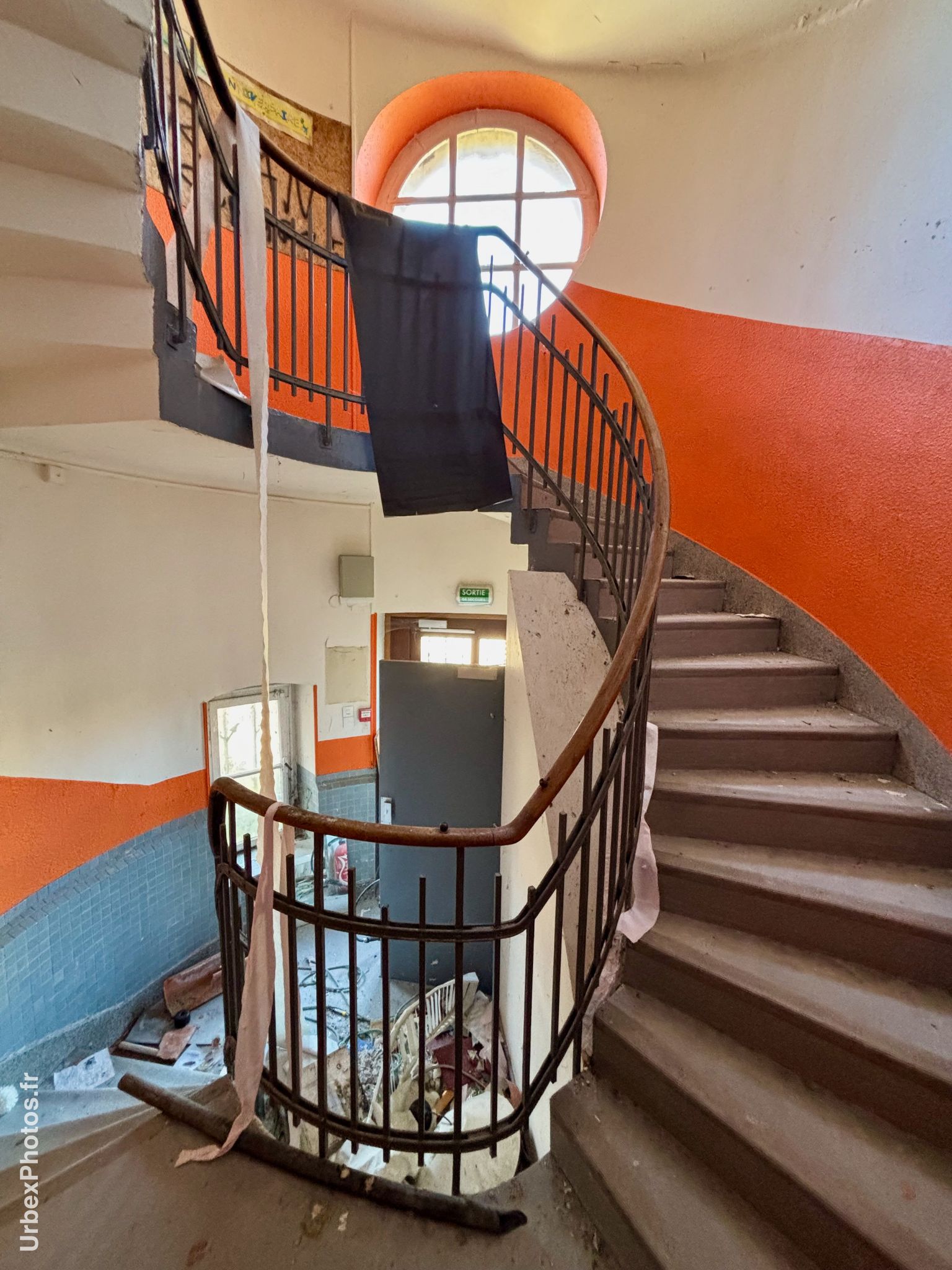 Escalier en colimaçon de l'Ecole des clowns