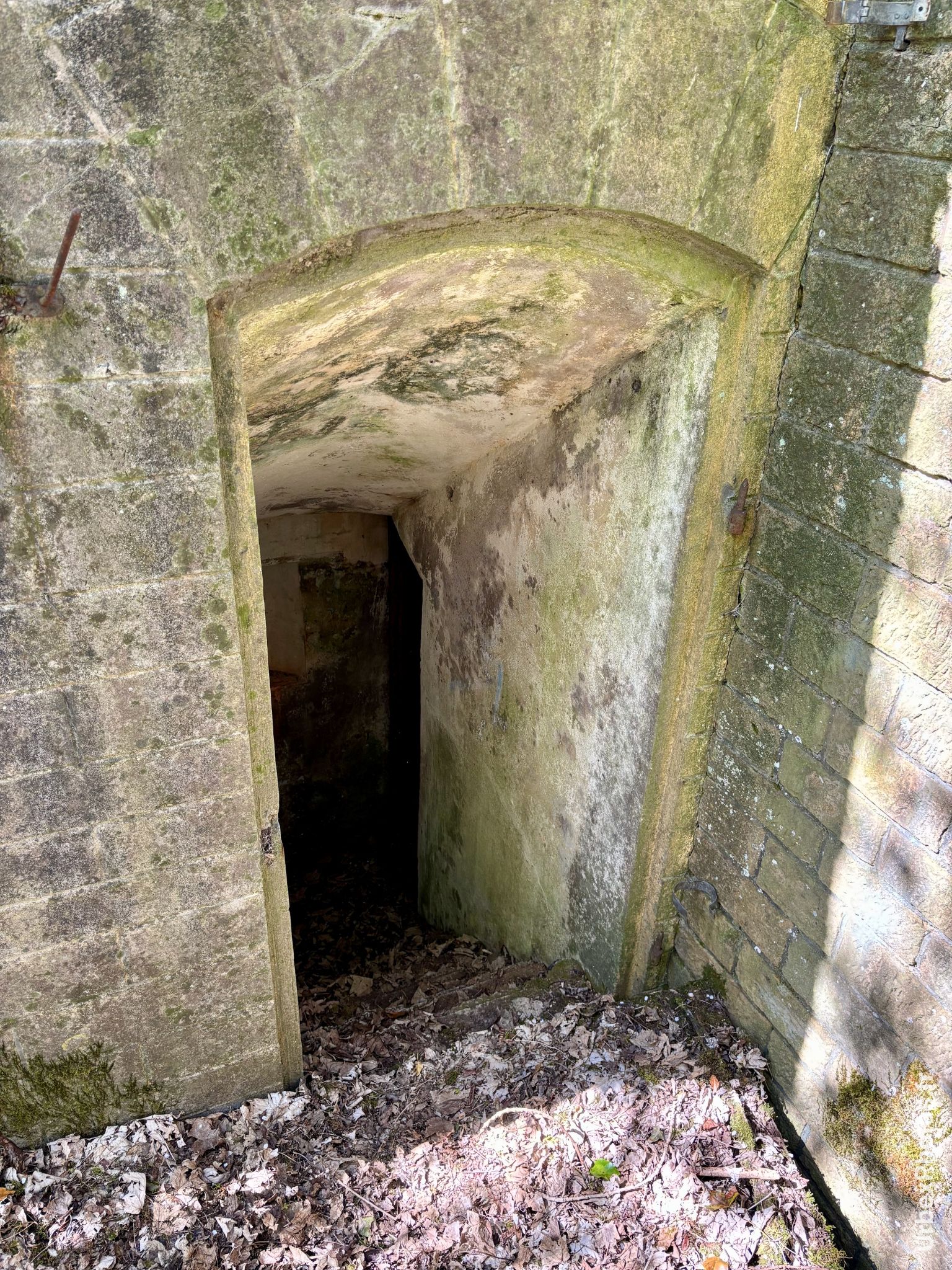 Entrée vers un souterrain