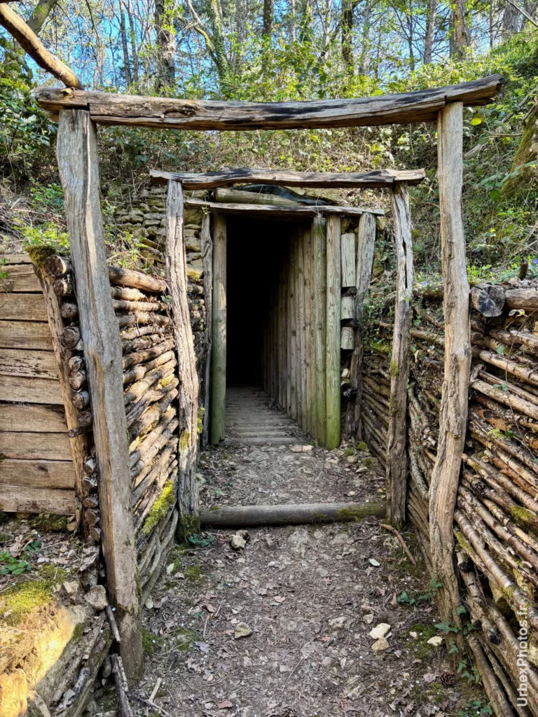 Photo urbex d'une entrée de l'ouvrage Grauer Bär en Lorraine