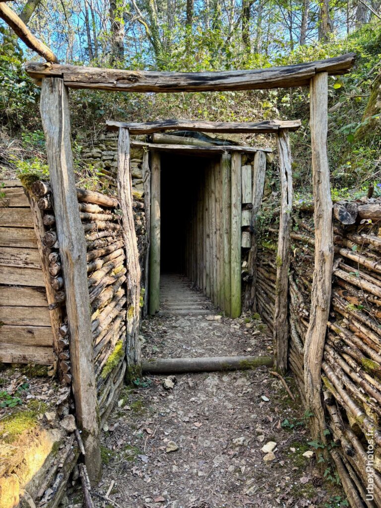 Photo urbex d'une entrée de l'ouvrage Grauer Bär en Lorraine