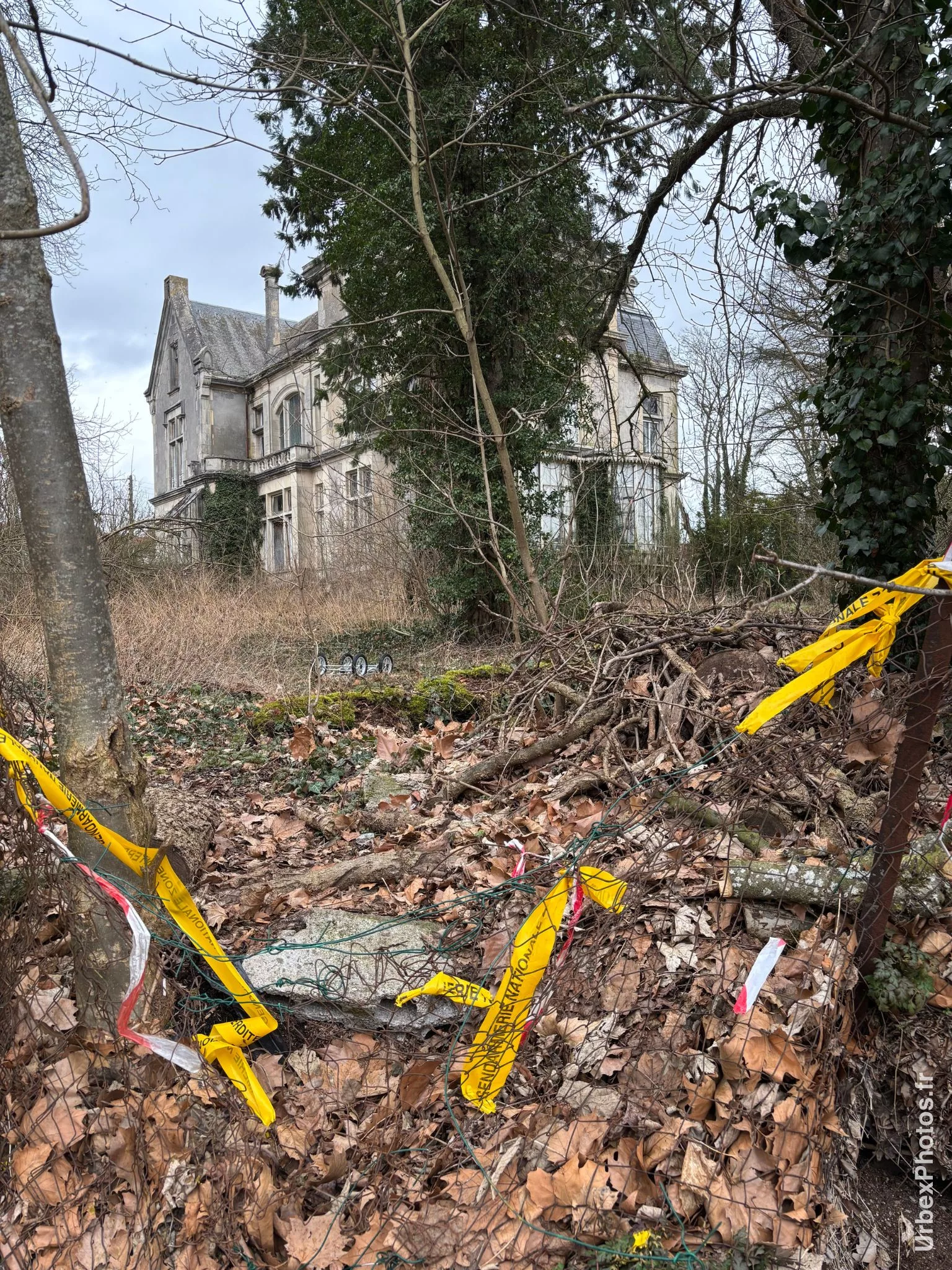 Photo urbex d'un manoir ressemblant à celui de Psychose (Psycho)