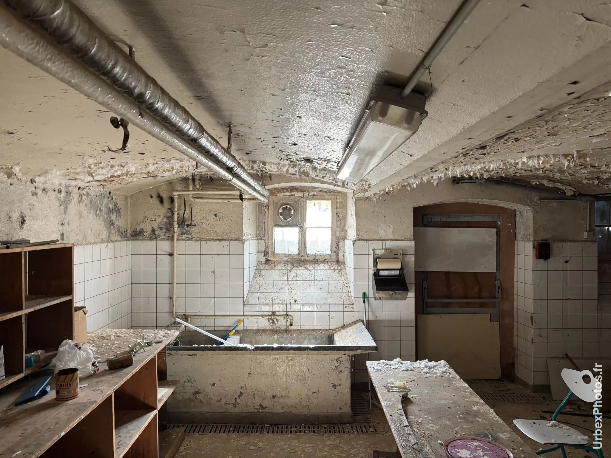 Sous-sol de l'Ecole des clowns