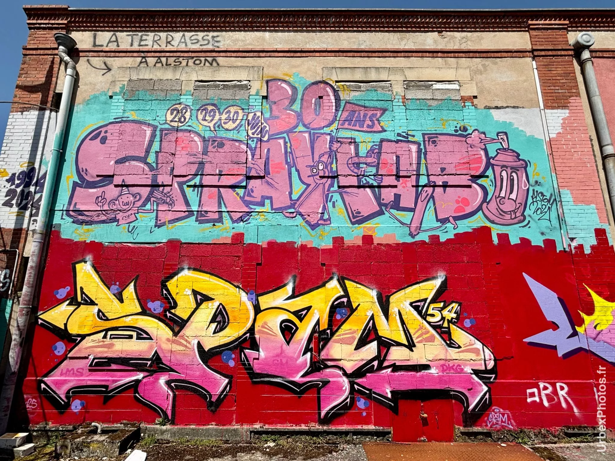 Graffitis dans l'Usine Alstom