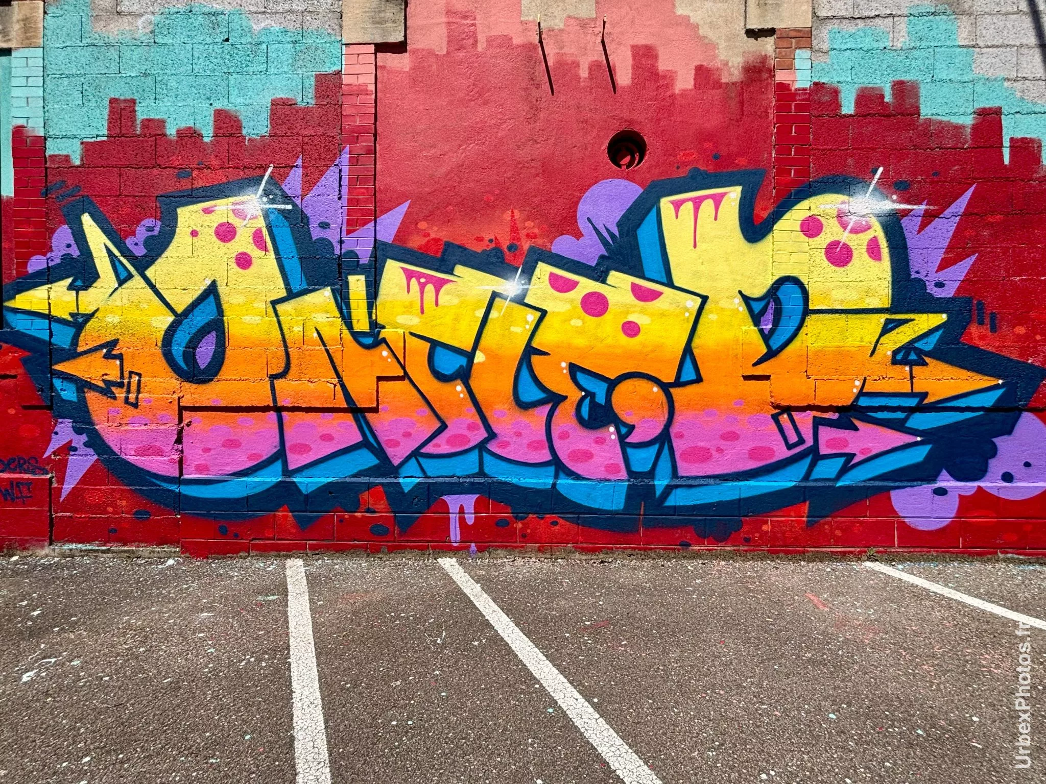 Graffiti dans l'Usine Alstom