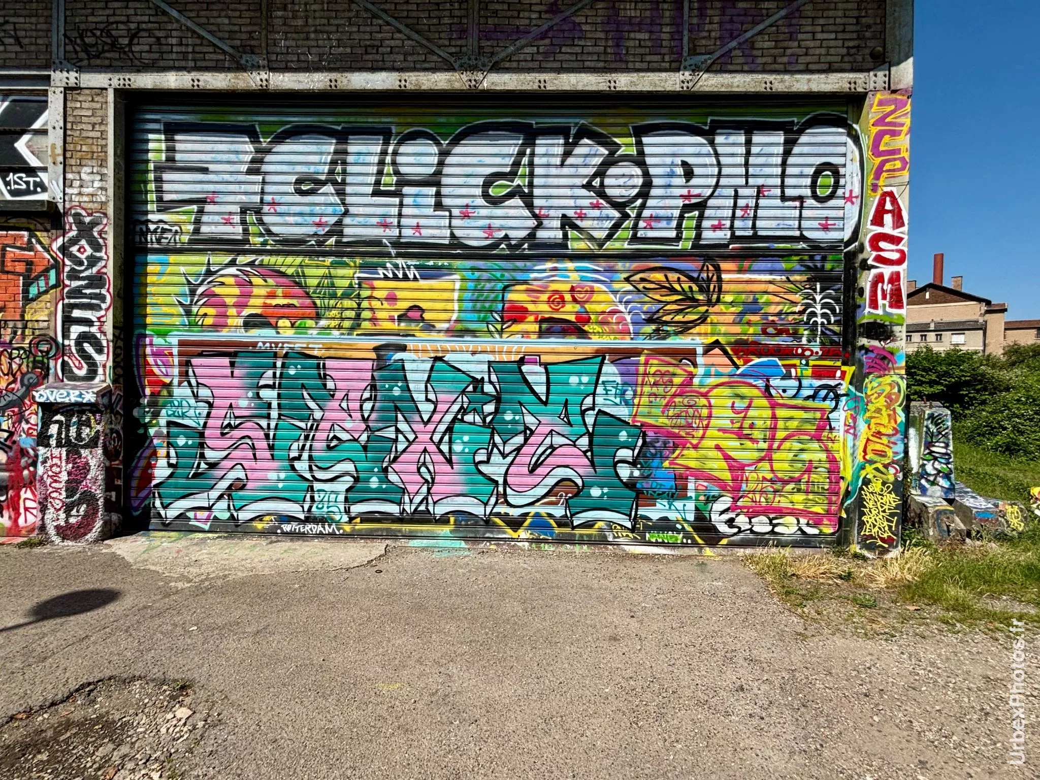Graffiti à l'extérieur de l'Usine Alstom