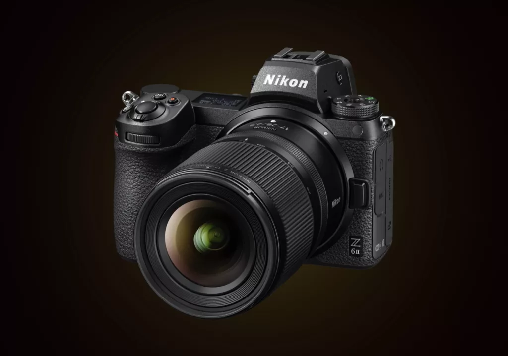Choix appareil photo illustré par un Nikon Z6II avec NIKKOR Z 17-28mm f2.8