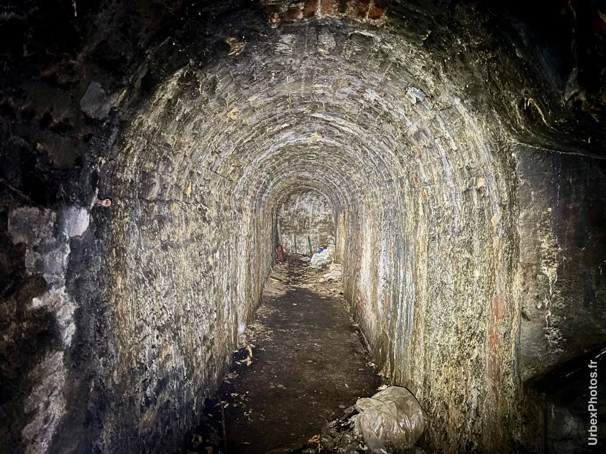 Couloir dans les profondeurs du Fort Crucifix
