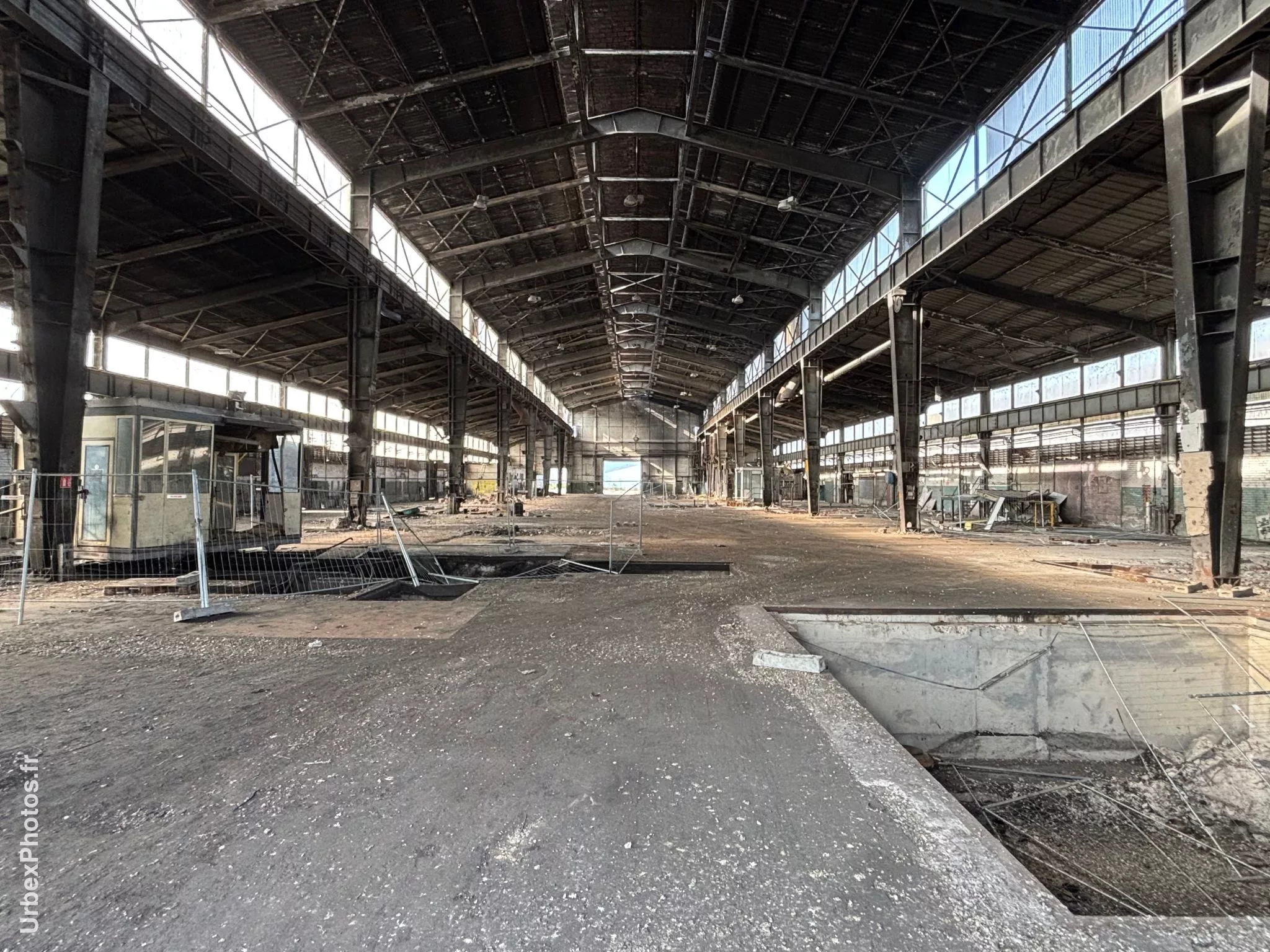 Intérieur d'un bâtiment de l'Usine Panini