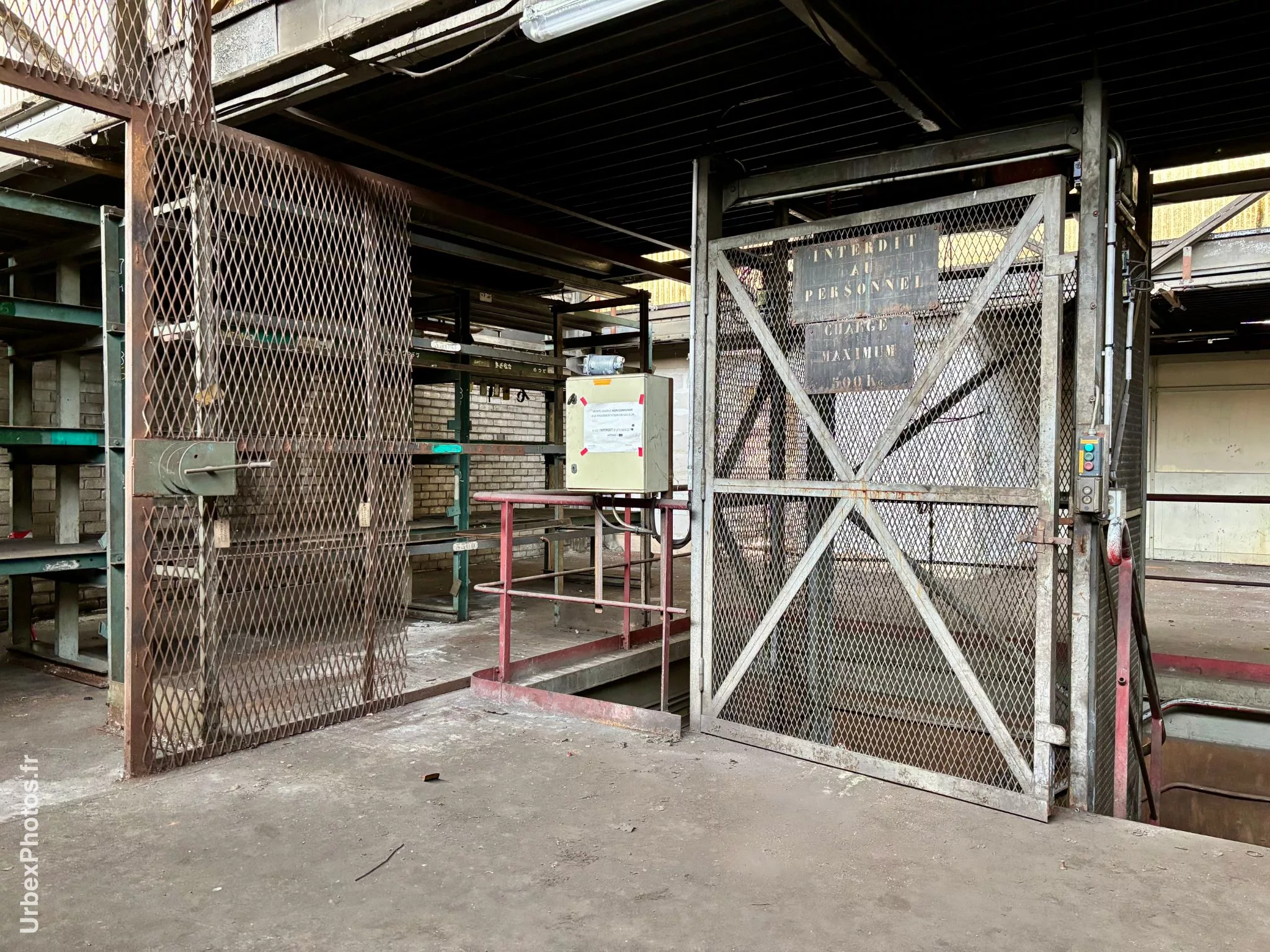 Monte-charges de l'Usine Panini