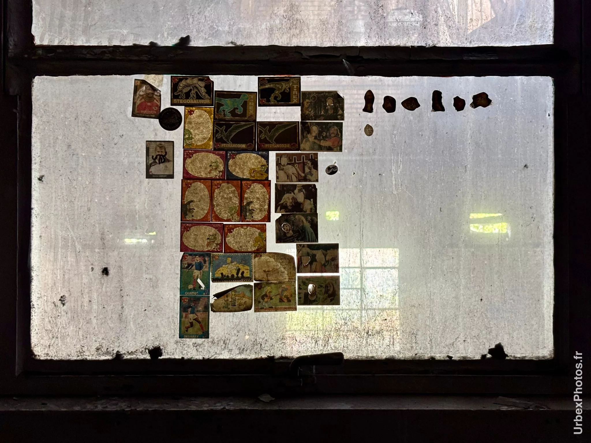 Photo urbex de vignettes Panini