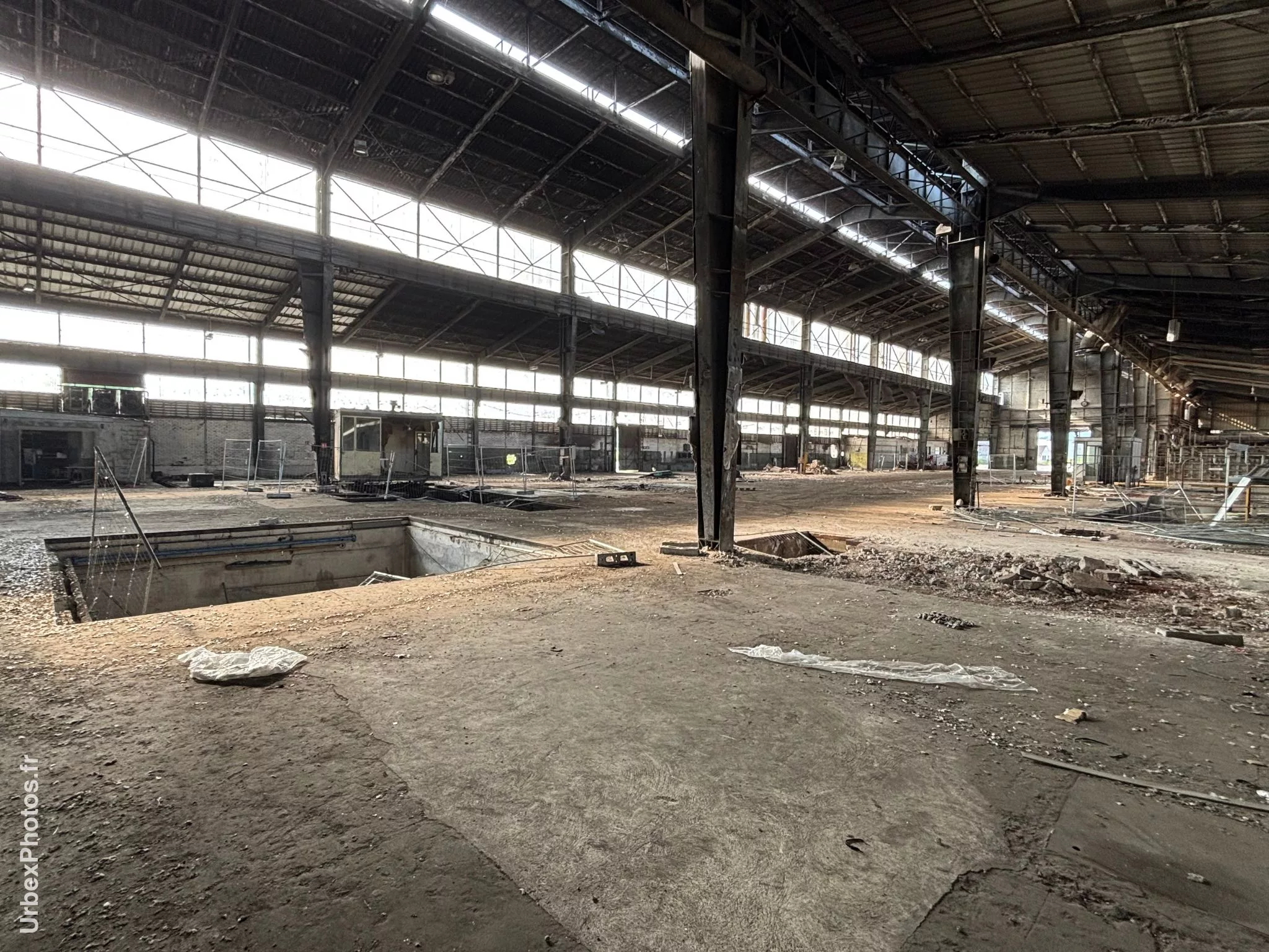 Intérieur d'un bâtiment de l'Usine Panini