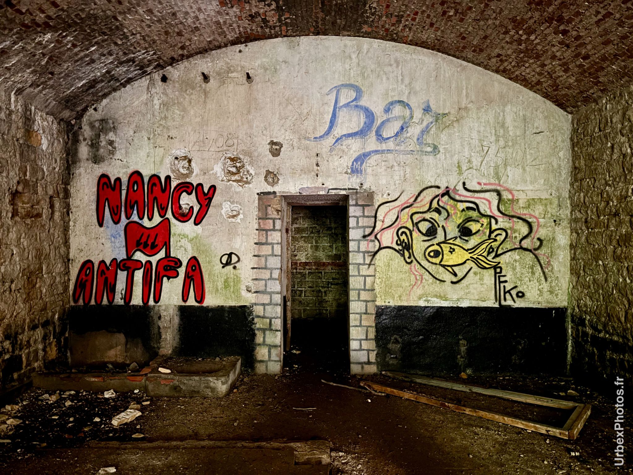 Graffiti sur un mur du Fort Crucifix