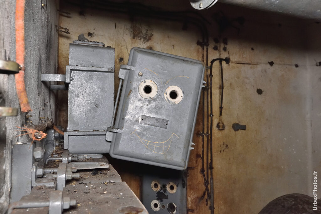 Boîtier électrique d'un fort de la ligne Maginot