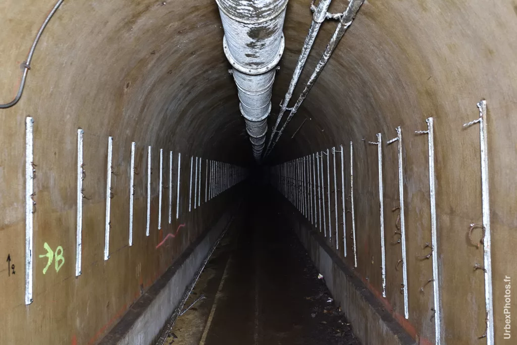 Couloir d'un fort de la ligne Maginot