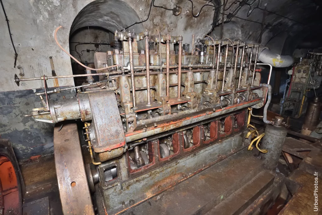 Photo urbex d'un groupe électrogène de la ligne Maginot en Lorraine