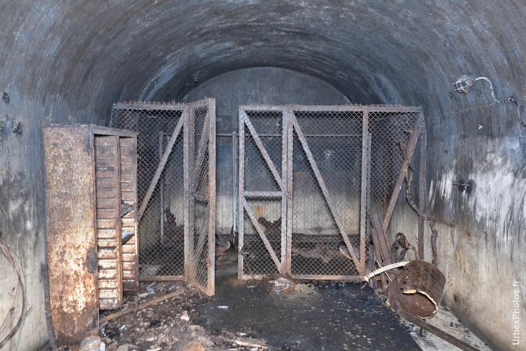 Atelier d'un fort de la ligne Maginot