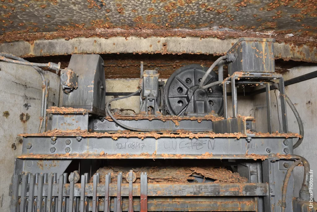 Mécanisme d'ascenseur d'un fort de la ligne Maginot