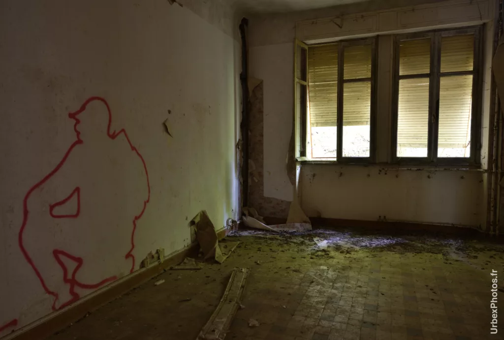Un graffiti dans le Sanatorium Simone Weber