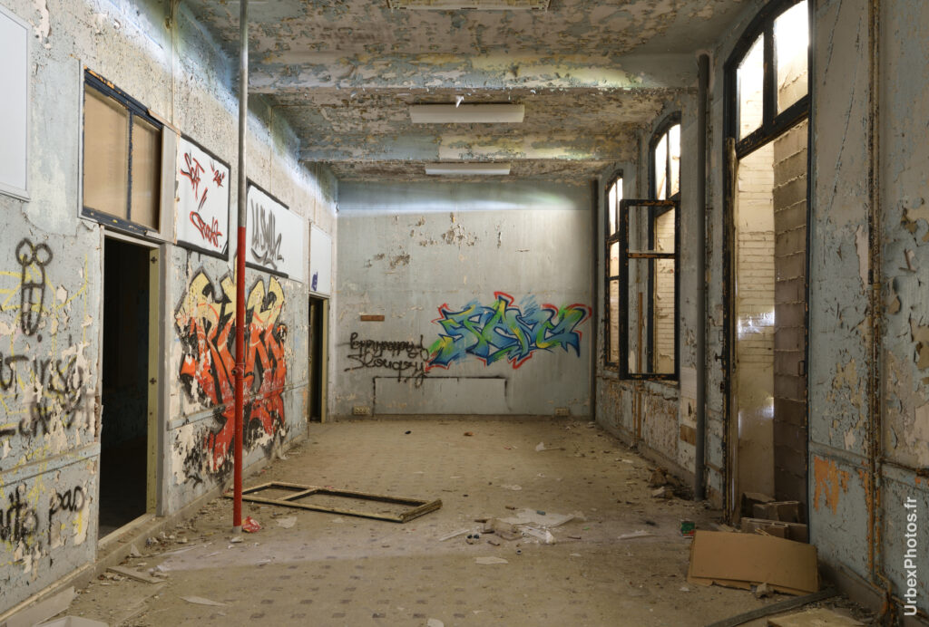 Photo urbex d'une salle du Sanatorium Simone Weber en Lorraine
