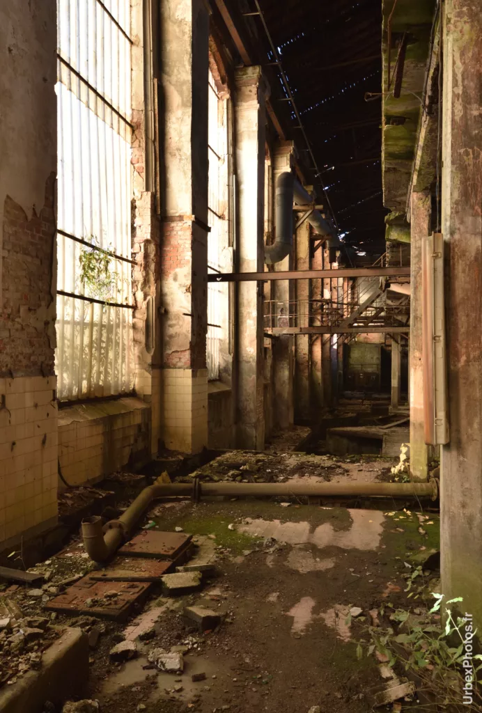 Photo urbex de l'intérieur de la salle des machines de la Mine Yutani en Lorraine