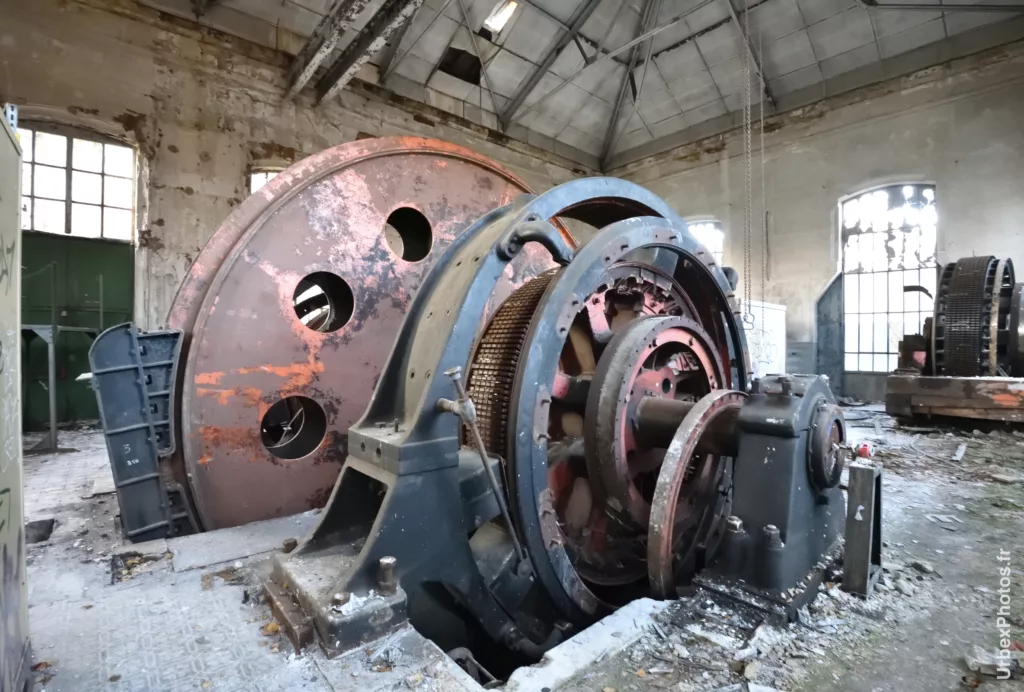 Photo urbex d'une machine d'extraction de la Mine Yutani en Lorraine