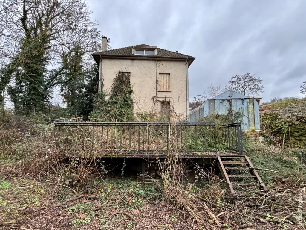 Bâtiment d'accueil d'une usine