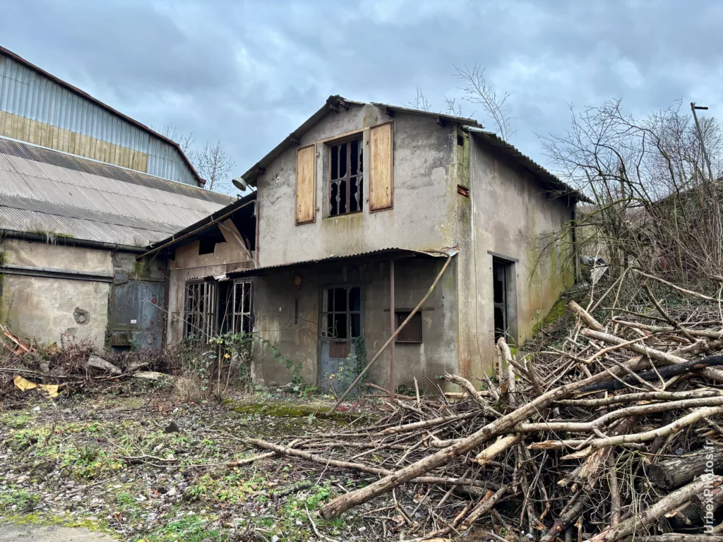 Maison à l'usage inconnu