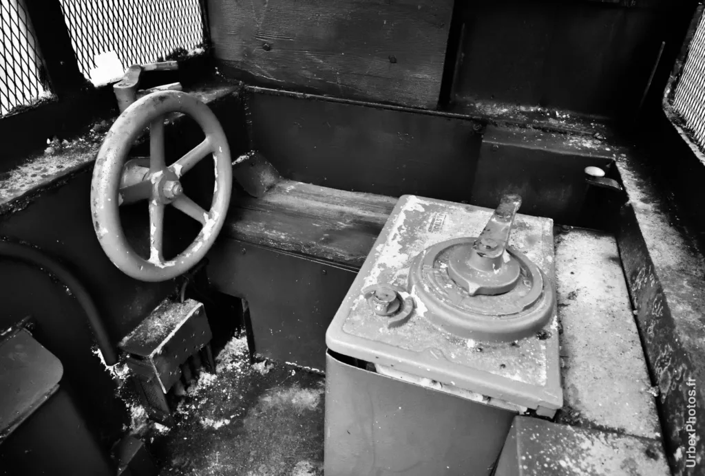 Poste de conduite de l'Alsthom n°23