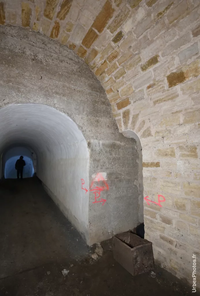 Partie plus récente du fort, en béton