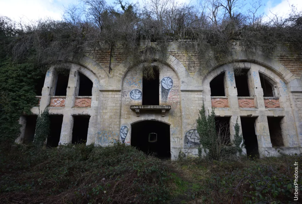 Photo urbex du pavillon des officiers du Fort Paulette, en Lorraine