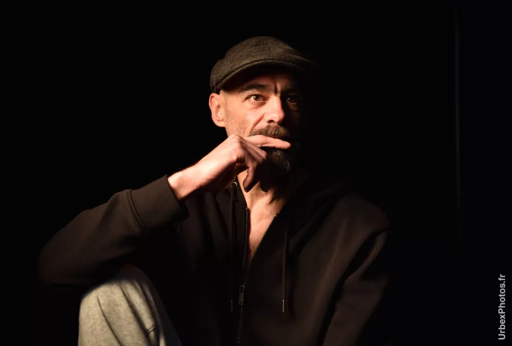 Séance photo au théâtre de la MJC Lillebonne, à Nancy