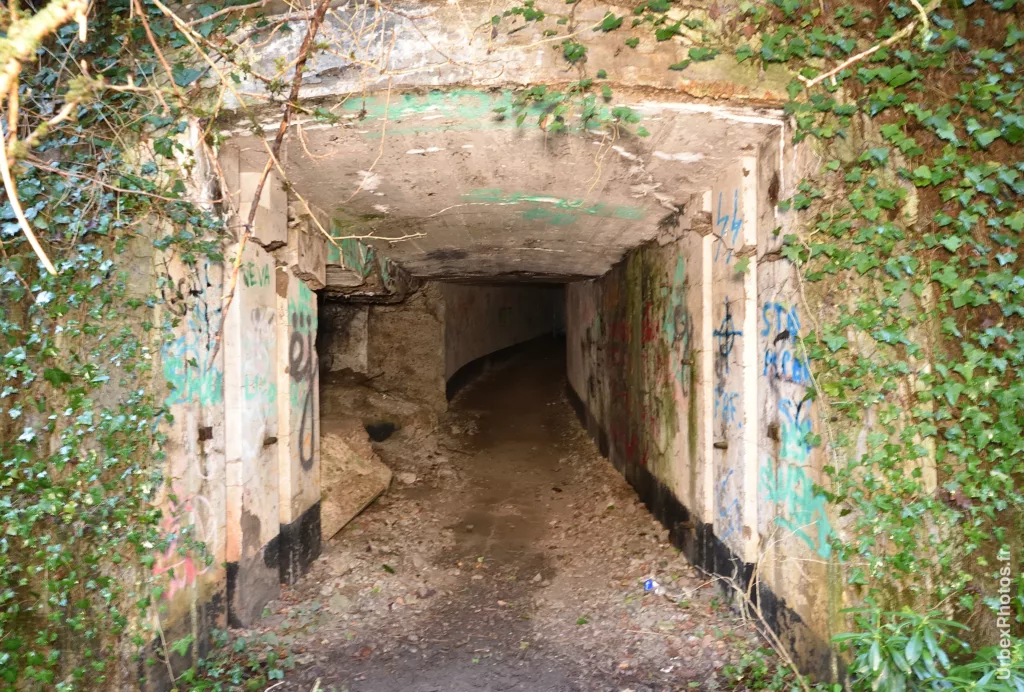Photo urbex de l'entrée du Fort Eddie, en Lorraine