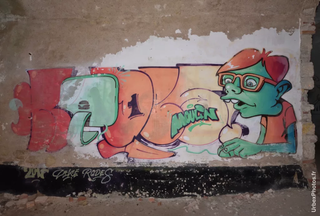 Photo urbex d'un graff de Ziké et Rodes dans le Fort Eddie, en Lorraine