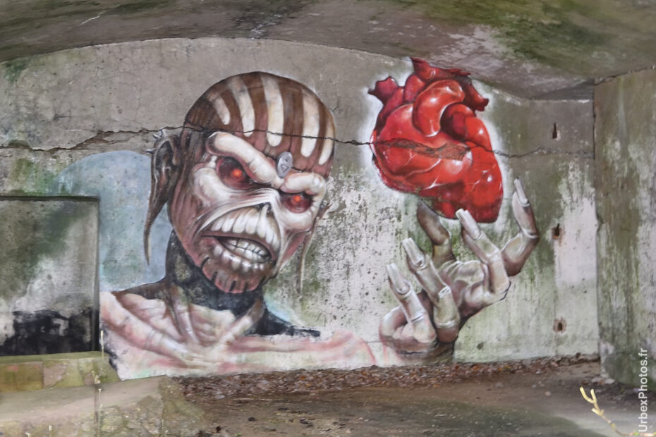 Photo urbex d'un graffiti de Bungle dans le Fort Eddie en Lorraine