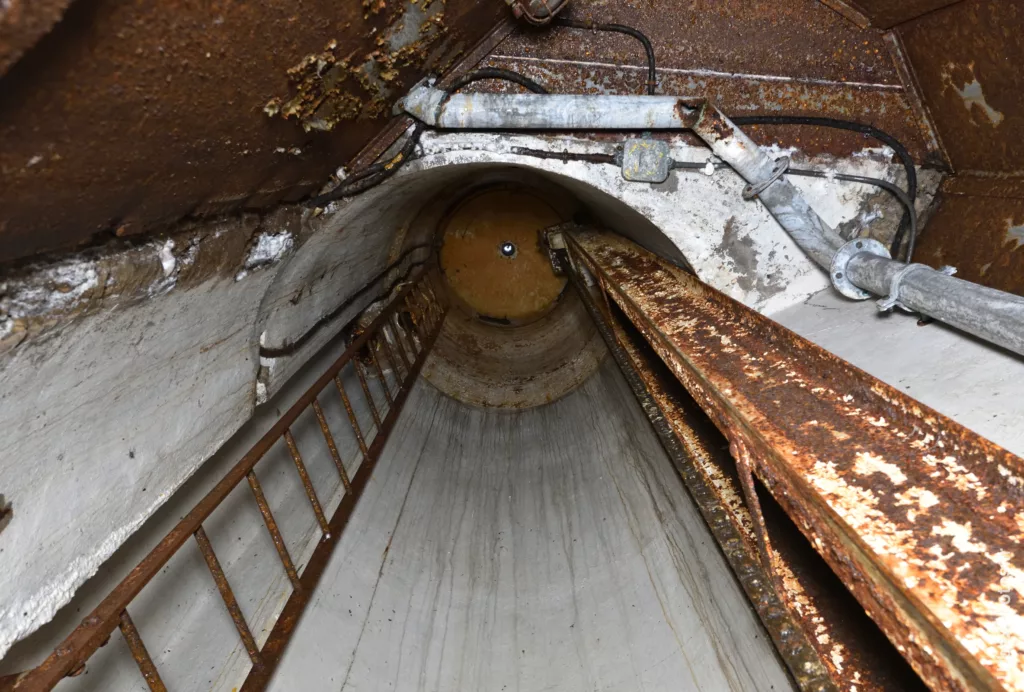 A l'intérieur d'une cloche GFM