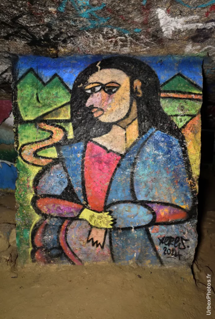 Photo urbex du graffiti de la Joconde version Picasso dans la salle La Plage