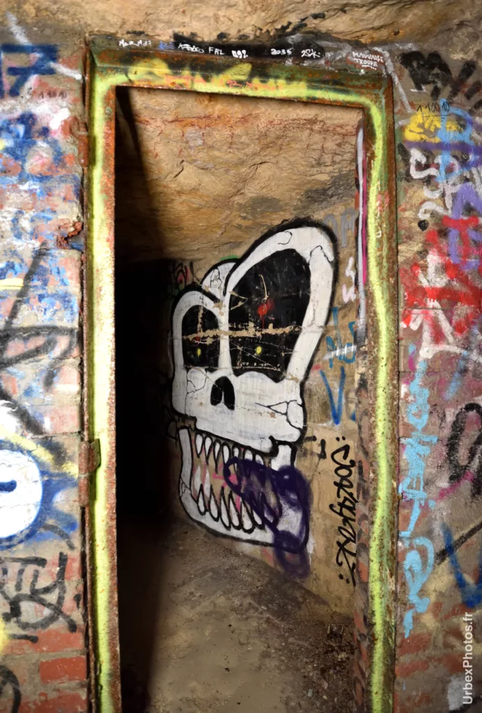Graffiti d'une tête de mort