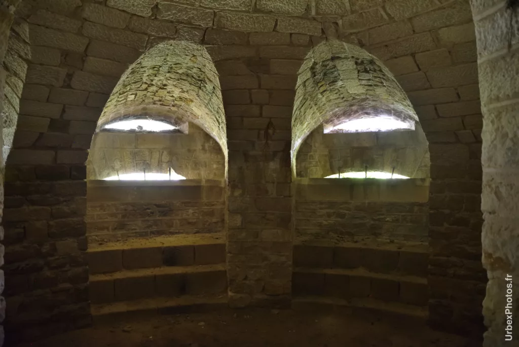 Intérieur de la caponnière de gorge du Fort Molasar