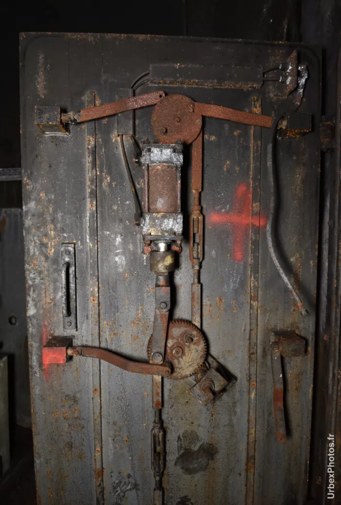 Mécanisme de porte