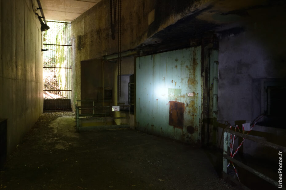 Photo urbex de l'entrée des munitions du Fort Giger en Lorraine
